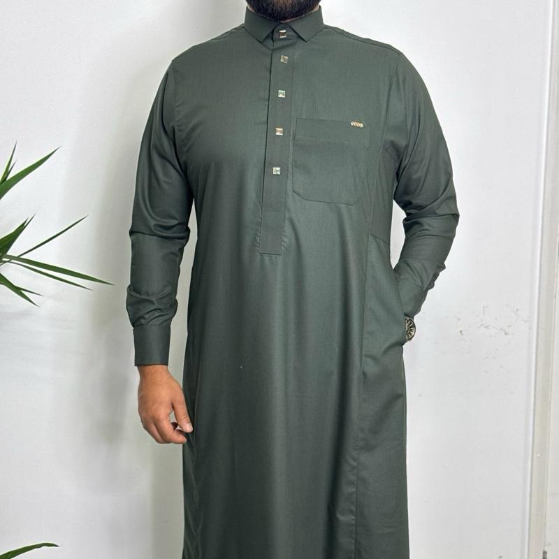 Emerald Saudi Premium Thobe for Men - Indulgent Fabric, Breast Pocket & Two Side Pockets with yellow metal buttons luxury 3
