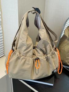 Women's Solid Color Drawstring Buckle Closure Tote Bag, Lightweight Large Capacity Shoulder Bag, Casual Sports Shoulder Bag for Men and Women