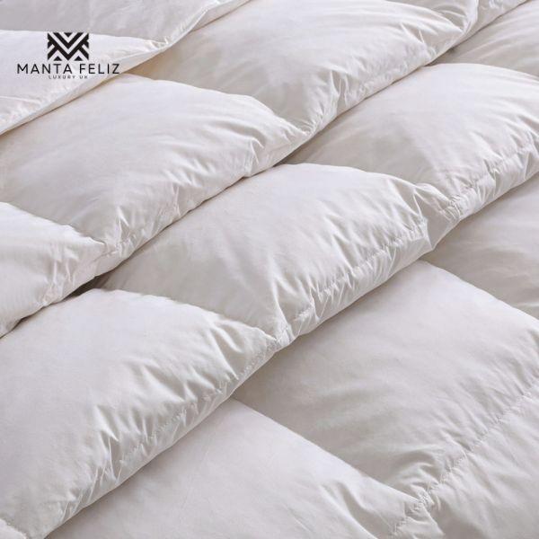 Manta Feliz Luxury Microfibre Filled Duvet Quilt |  Hypoallergenic & Skin-Friendly | All Seasons (4.5 , 7.5 , 10.5, 13.5, 15, 16.5 Tog) | All UK Bed Sizes (Single, Double, King, Super King) | Same-Day Dispatch! ️ 5