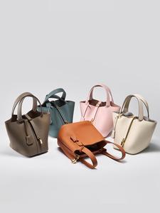 Women's Genuine Leather Bag, Handbag, Simple Hardware Lock, Suitable for Daily Travel and Work, A Gift for Mom, Mother's Day Gift