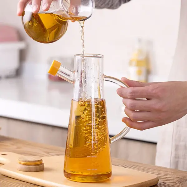 Eco-Friendly Glass Oil Bottle with Handle - Durable Kitchen Container 500/800ml 2