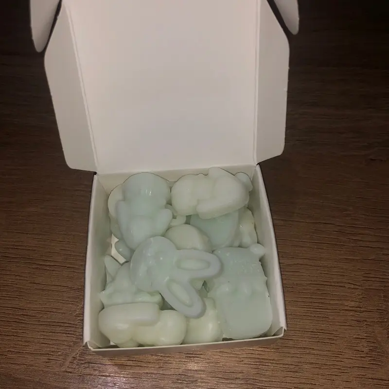 Mini Easter wax melt surprise 1