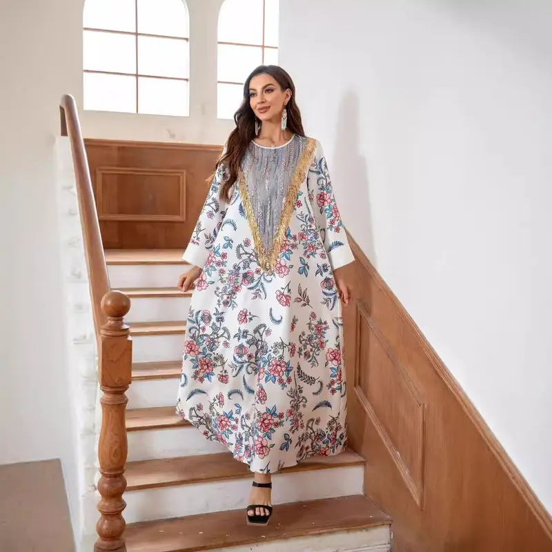 2025 Middle East Muslim Women's Wear Robe Hot Sale Printing Fashion Elegant Dress Abaya 2