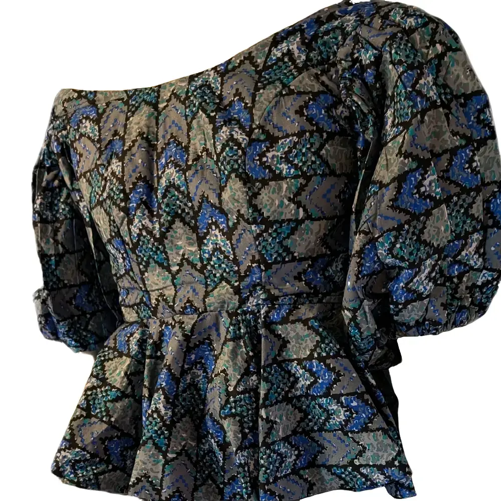 Top-notch Ankara/lycra Traditional Attire for Petite Women - Elegant Royal Look Classy