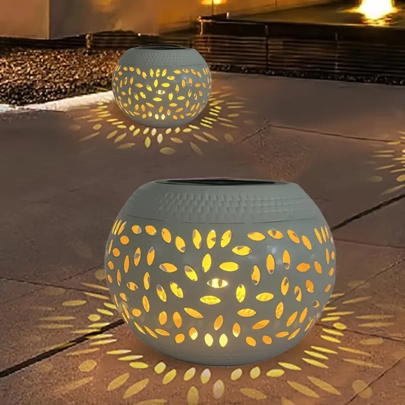 1pc Solar Outdoor Desktop Decorative Light, Spotted Pattern Night Light, Metal Table Lamp, Suitable for Halloween, Outdoor Table Light, Bedroom, Terrace, Garden, Corridor, Patio