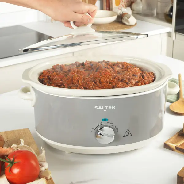 Salter Retro Slow Cooker | Multiple Sizes & Colours | Easy Home Cooking | Create or Batch Cook Winter Warming Recipes 2