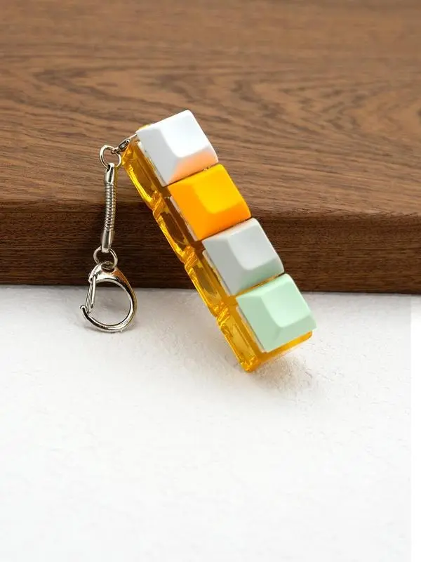 Fun Keycap Keyboard Keychain As Summer Outfits 2025, Punk Style Keyboard 4 Keys Toy Keychain for Women & Men, Summer Fashion Accessories for Daily Use for Decompression Gift 2