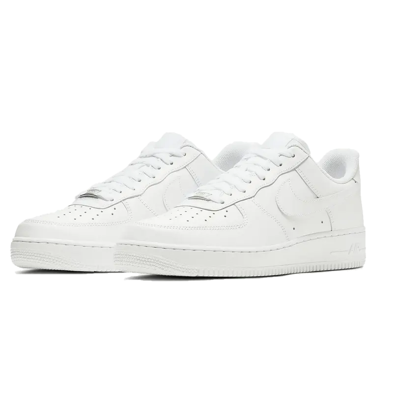 Nike Air Force 1 07 ‘Triple White’ 1