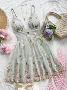 Women's Floral Embroidery Dress, Elegant Sleeveless Dress for Spring & Fall, Ladies Clothes for Beach Holiday Vacation