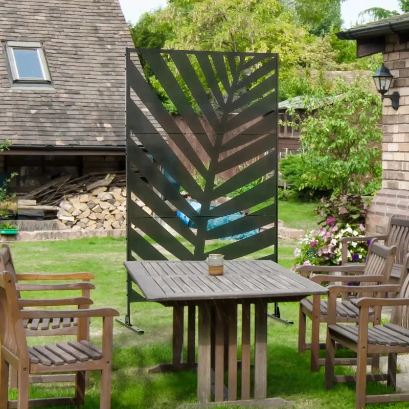 6.5ft - Metal Banana Leaf - Outdoor Divider / Privacy Panel with Stand 1
