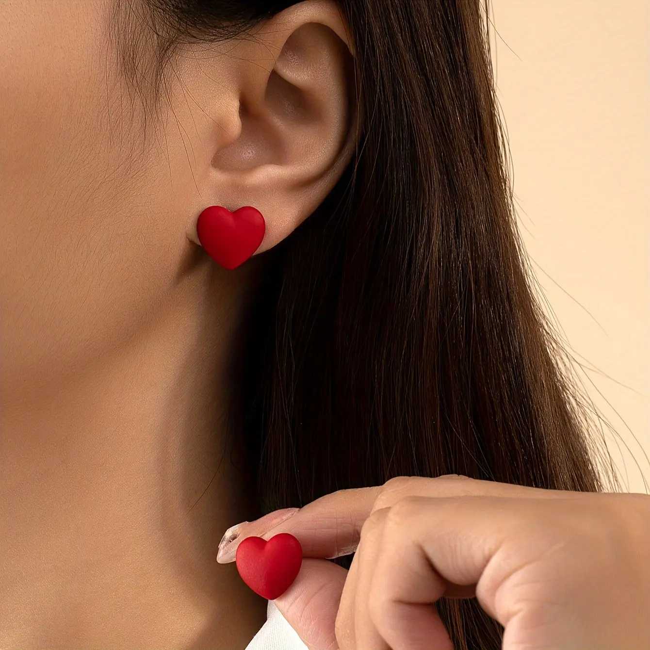 [Exquisite retro style red heart date earrings] Casual earrings, date earrings