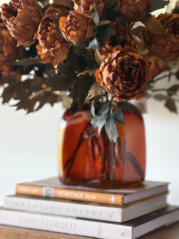 The Amber Vase | Luxury Home Decor 3