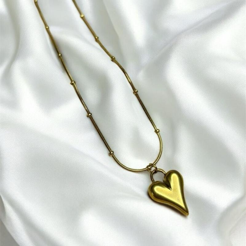 Beaded detail heart Pendant necklace 0