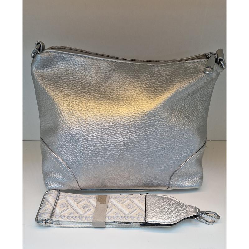 The Minimalist Messenger Bag 7