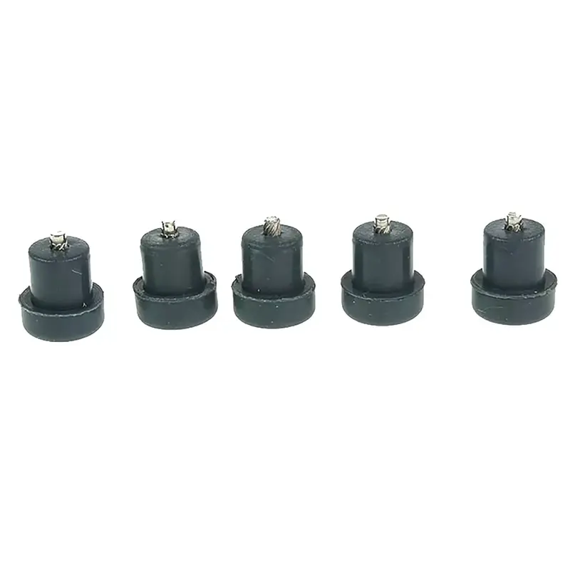 Food Processor Rubber Feet With Screws x 5 For Kenwood KM330, KM335, KM336, KM340 Food Processor Rubber Feet With Screws x 5 2