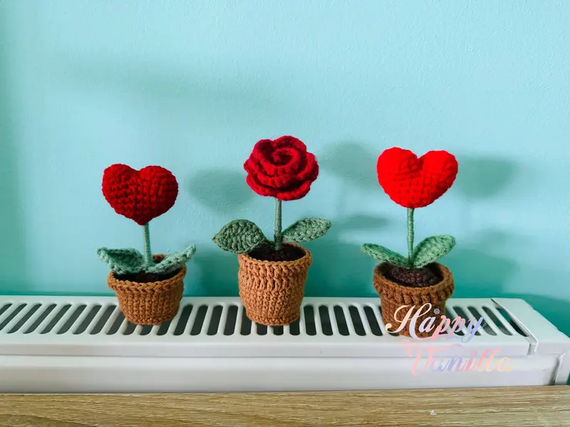 Love Blossom Crocheted Heart Roses and Plants 1