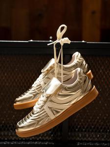 Fashionable  Lace Up Low Top Sneakers, Casual Comfortable Sports Shoes for Women, Female All-match Round Toe Shoes for Daily Wear