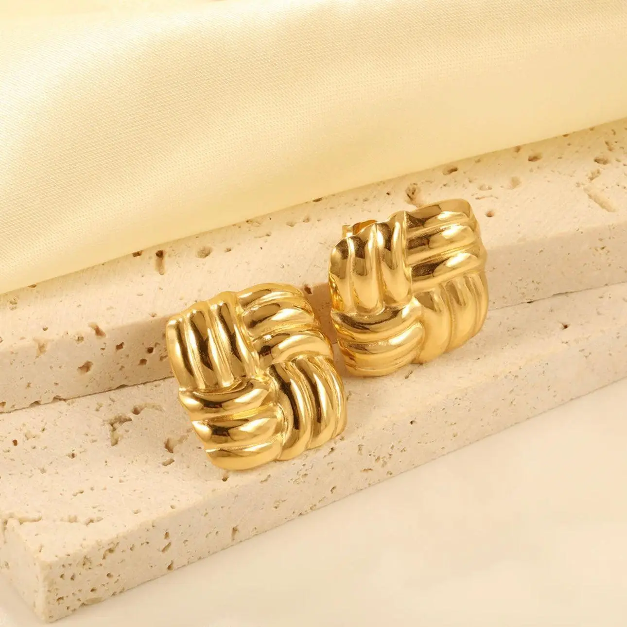Vintage Weave Glam Earrings