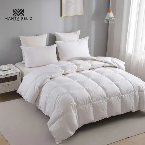 Manta Feliz Luxury Microfibre Filled Duvet Quilt |  Hypoallergenic & Skin-Friendly | All Seasons (4.5 , 7.5 , 10.5, 13.5, 15, 16.5 Tog) | All UK Bed Sizes (Single, Double, King, Super King) | Same-Day Dispatch! ️ 3