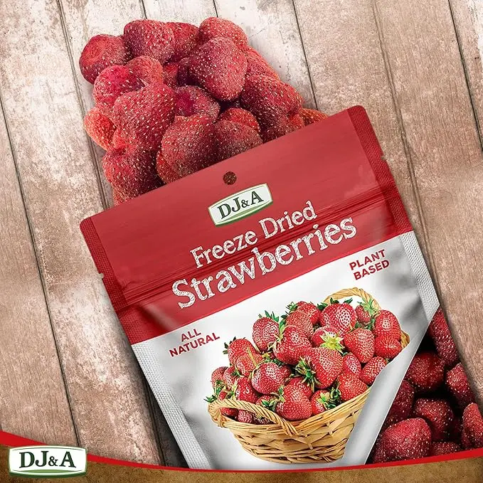 DJ & A Freeze Dried Strawberries 25g Freeze Dried  Fruit Snack Dry Healthy Low Calories Natural Artificial 3
