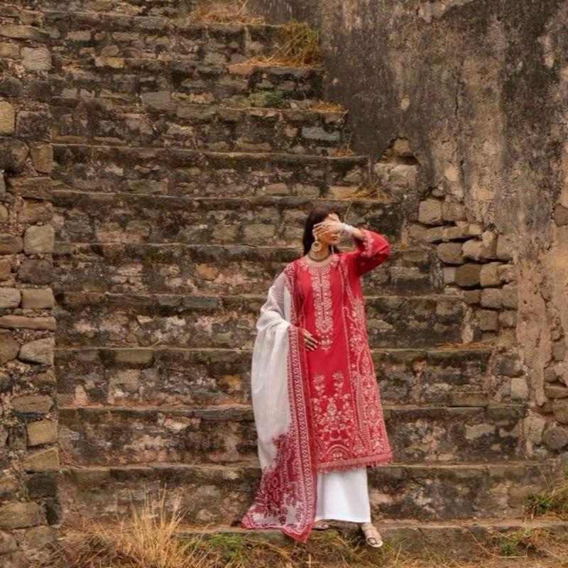 3 piece  suits with embroidery premium cotton lawn fabric 5