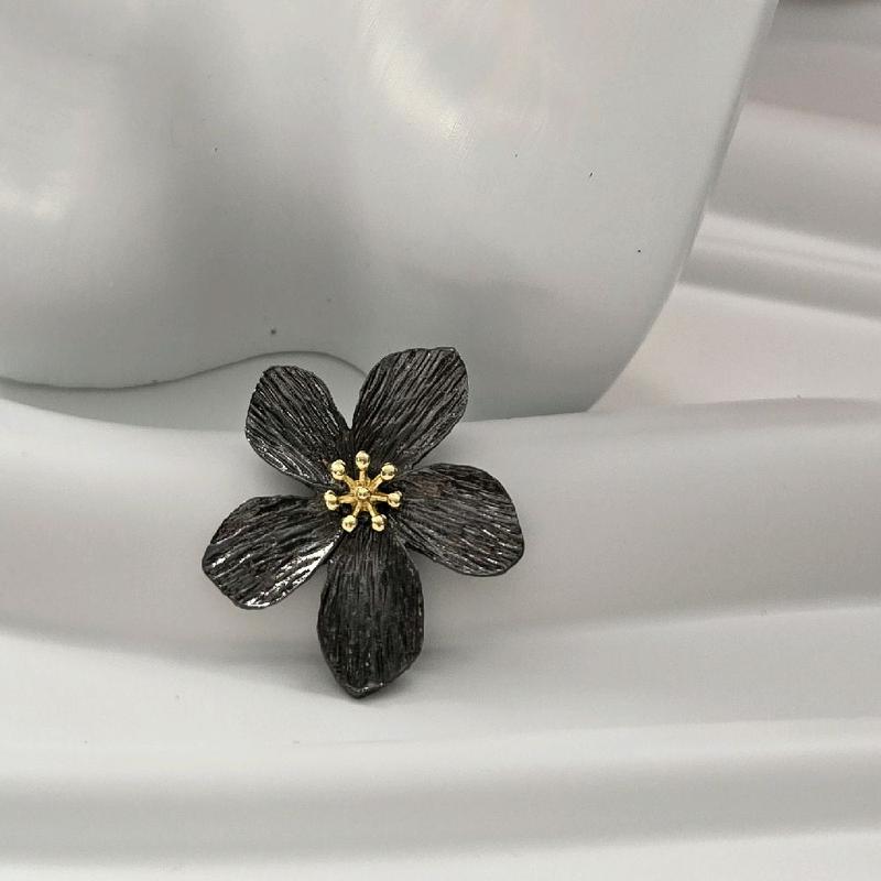 Edgy Bloom Crystal Fever Earrings uk jewellery 2