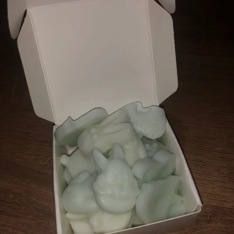 Mini Easter wax melt surprise 6