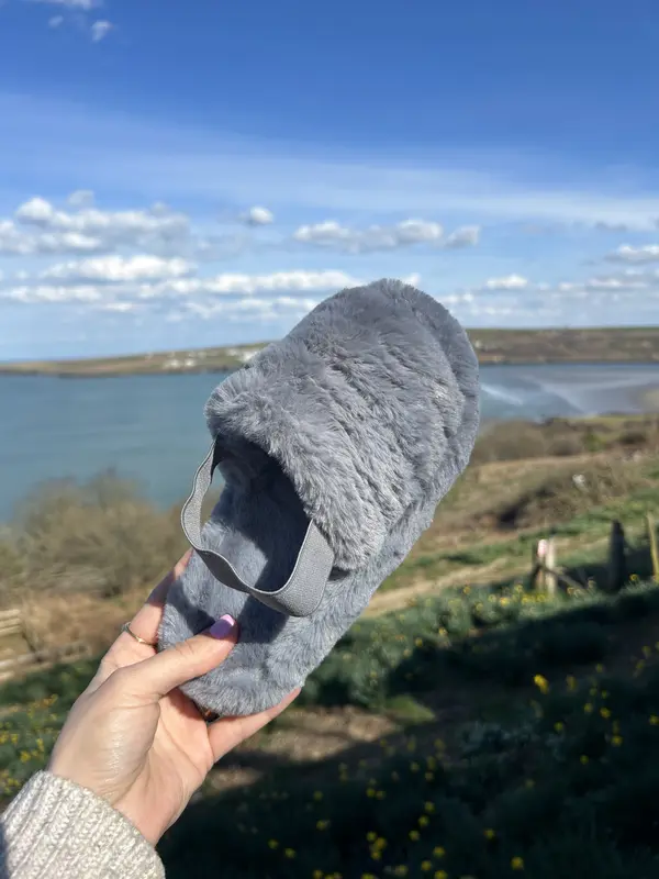 black or grey fluffy slider with strap 2