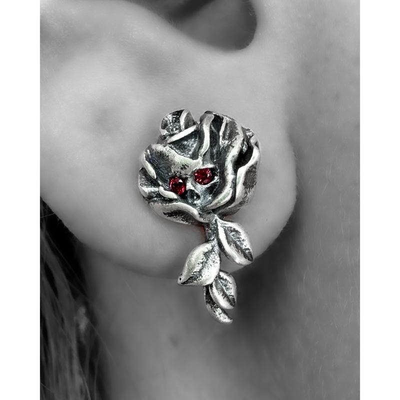 Skull Rose Earrings 1
