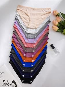 Women's Solid Color Panty, Soft Comfy Breathable Knicker for Daily Wear, Underwear for All Seasons