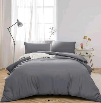 Product Review of 100% Egyptian Cotton Duvet Cover Set - Hypoallergenic, Wrinkle-Resistant, Matching Pillowcase - 16 Colors & 4 Sizes from l**2 0