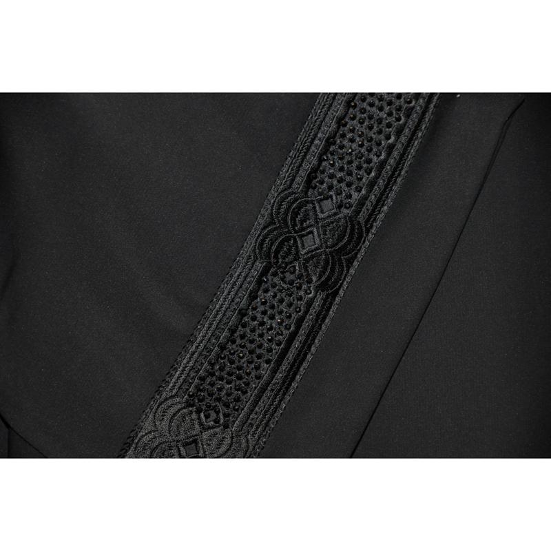 Wafa nida Black Closed Abaya 3