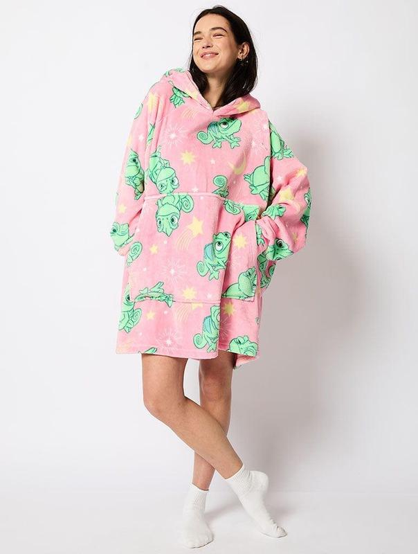 Disney Pascal Blanket Hoodie in Pink 4