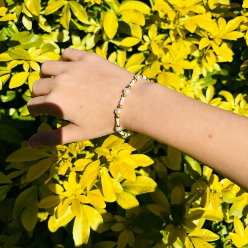 Marshmallow seed bead bracelet - beautiful piece of jewellery 2