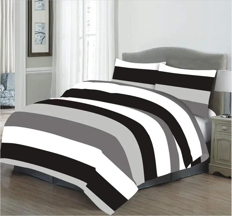 Luxury Hotel Quality Reversible Duvet Cover Set – 100% Soft Fluffy Microfiber Floral Bedding with Pillowcases  – Double, King, Super King Sizes – Cozy, Comfy, Easy Care 1