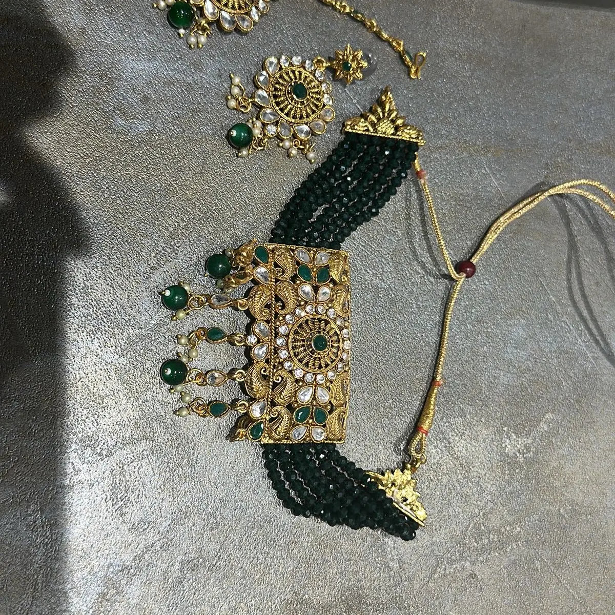 Choker Set for Women - Fashion Accessory