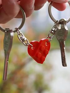 Creative Heart Design Keychain, Couple Keychain for Women & Men, Summer 2024 Trendy All-match & Exquisite Keychain for Girls Birthday Gift, Mens Gifts, Teenage Boy Gift, Gifts for Girlfriend, Valentine's Day, Gift