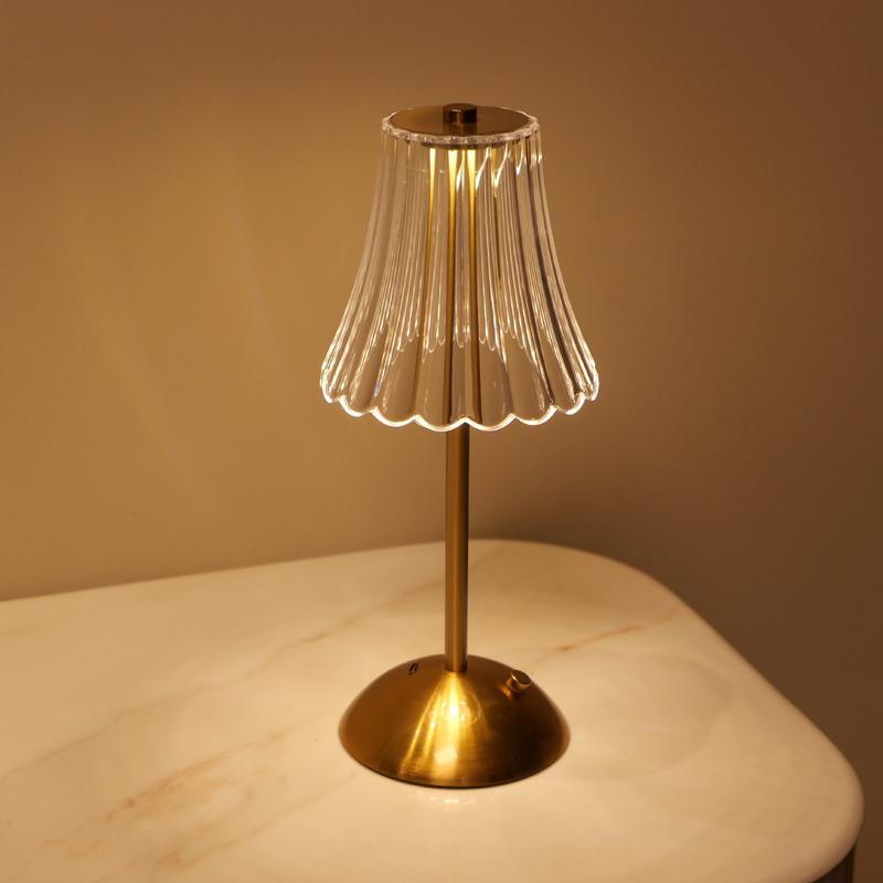 Product Introduction of Vintage Desk Lamp With Touch Sensor, USB Rechargeable Bedroom Night Light, 3-color DimmingDesk Light For Home Decor, Valentine's Day Gift 10