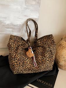 Women's Fashion Leopard Pattern Tote Bag, Large Capacity Shoulder Bag for Daily Used, Casual Trendy Versatile High-quality Daily Commuting Bag, Girl Fashionable Bag