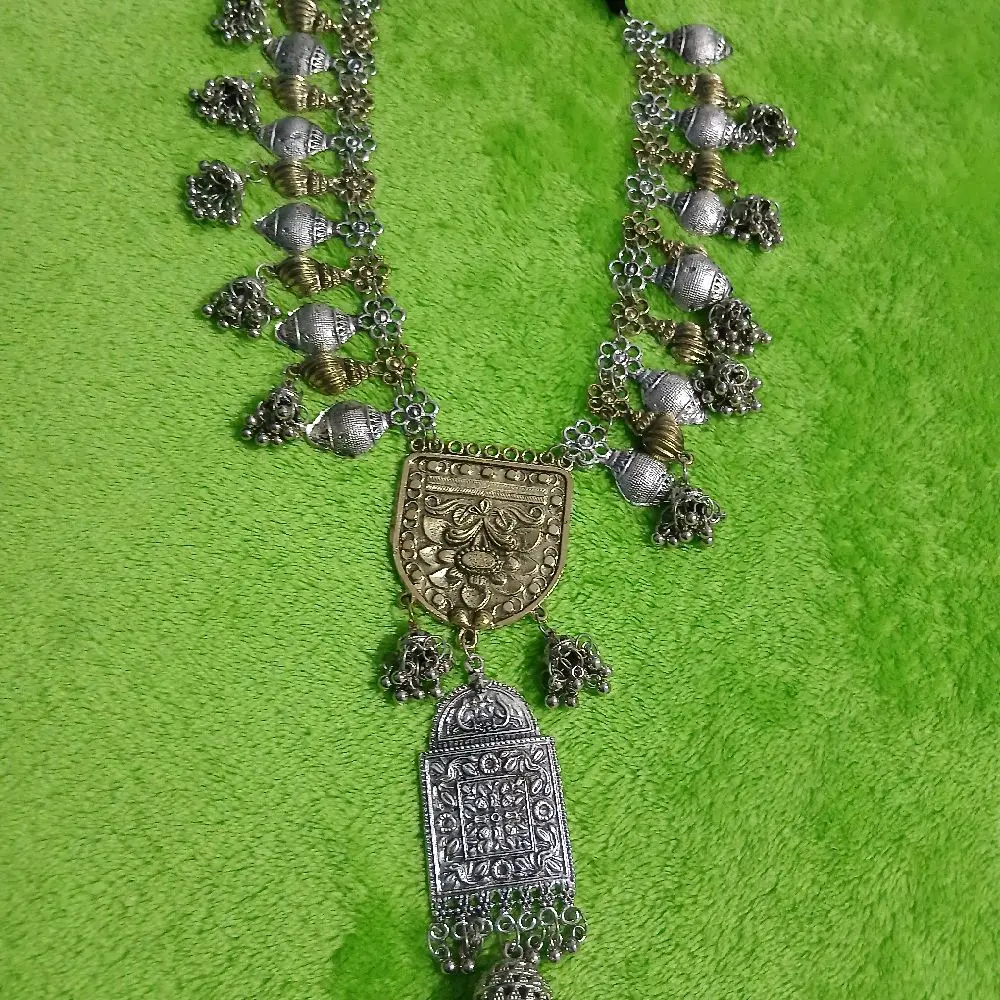 silver and gold polisNeckless only no earrings  Traditional Indian Jewelry