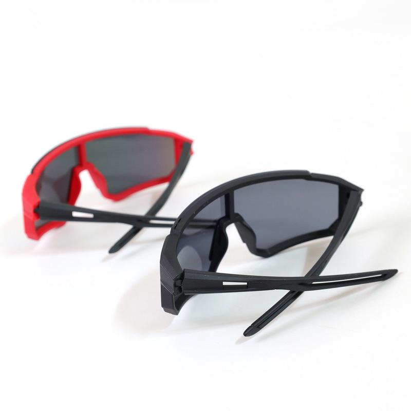 Product Introduction of Kids UV400 Sport Sunglasses – Colorful Outdoor Eyewear for Boys & Girls 6