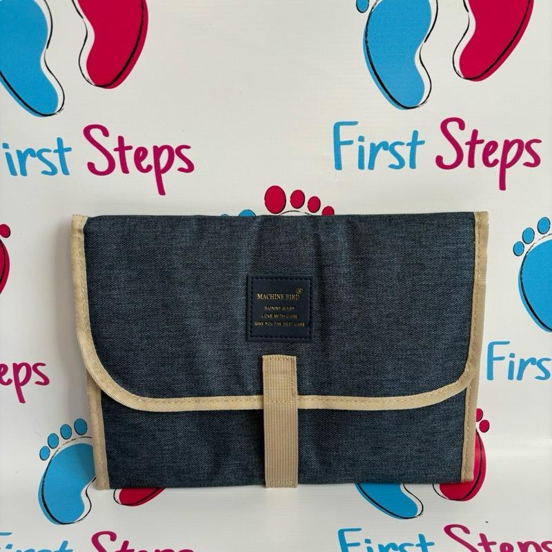 Portable and Foldable baby changing mat. 4