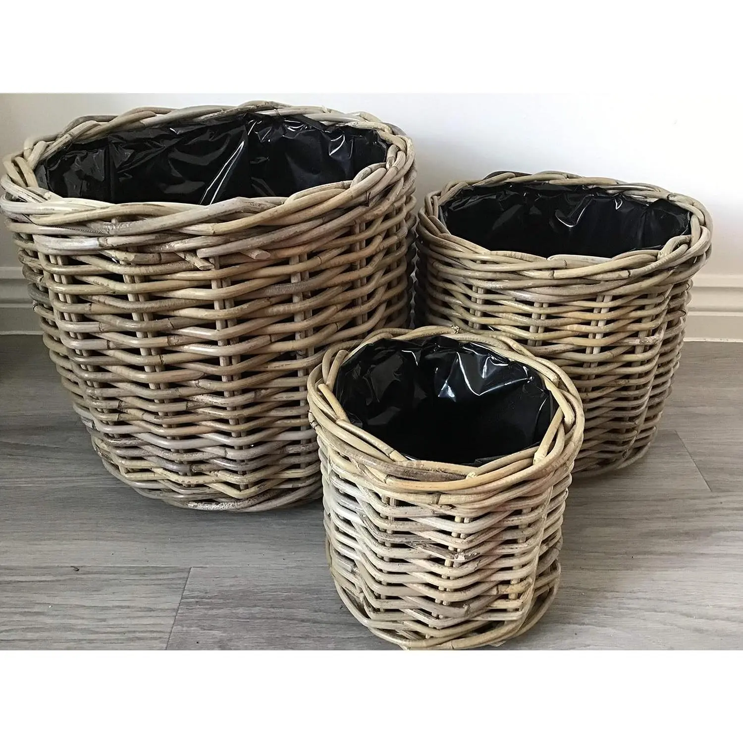 Round Baskets/Planters, Plastic Lined, Excellent Quality, Very Strong Kuba Rattan (Large)