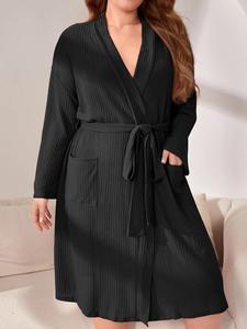 Plus Size Women's Textured Belted Robe, Casual Tie Front Pocket Robe, Women's Plus Sleepwear for Spring & Fall
