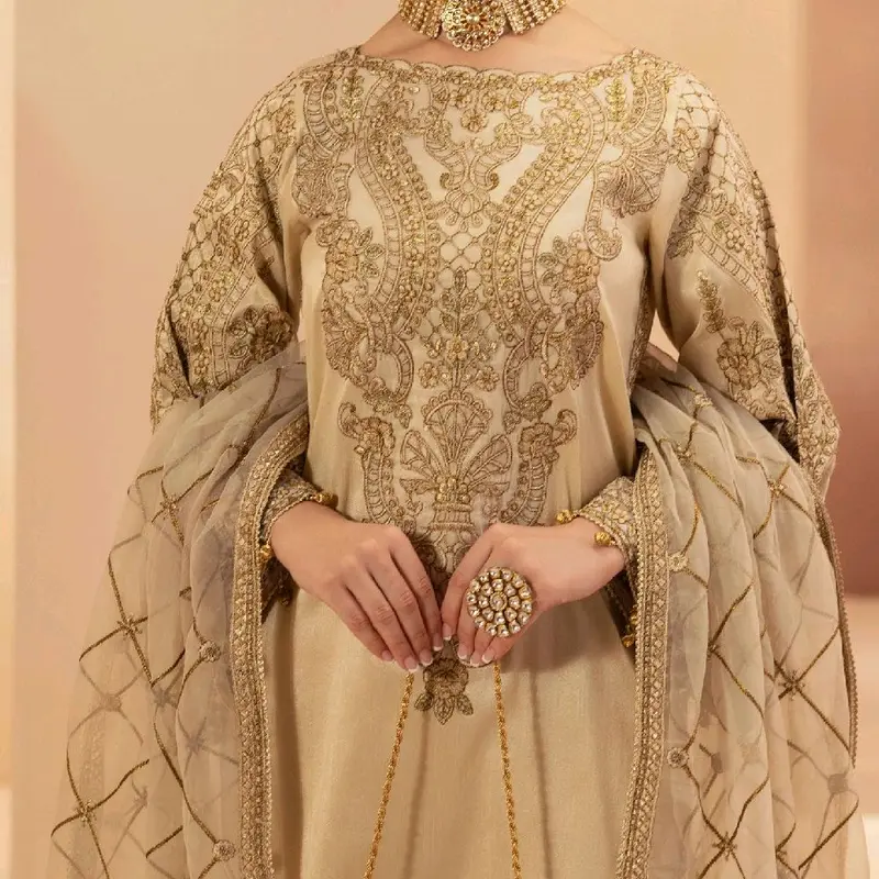 ***HEER***   Luxury Weddings n Partywear Collection by Simrans SS25 Festive in Style Cream Gold 1