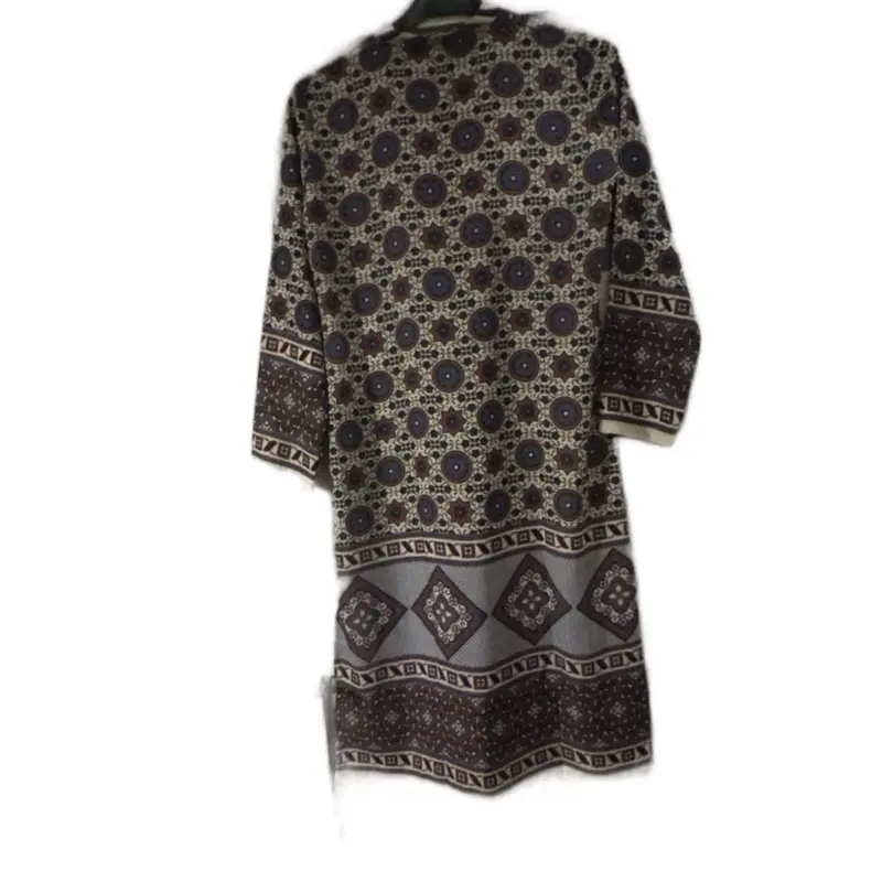 Asian style women’s casual wear kurta.jarjat fabric with beautiful print ,stitching is so beautiful fabric very comfy and long sleeves . Summer Womenswear 7