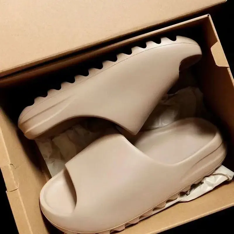 Coconut Cloud Slippers Thick Sole Non-Slip Soft Sandals for Summer Wear