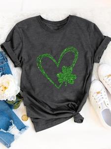 Women's Shamrock & Heart Print Round Neck Tee, Casual Short Sleeve Crew Neck T-shirt for Daily Wear, Ladies Clothes for All Seasons