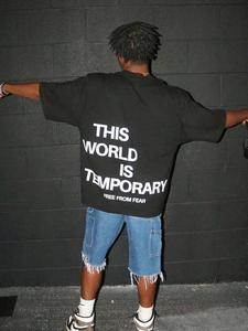 Men's Plain "THIS WORLD IS TEMPORARY" Letter Print Short Sleeve Graphic Tee, Loose Casual Comfy Round Neck T-shirt for Summer, Fashion Men's Top for Daily Wear