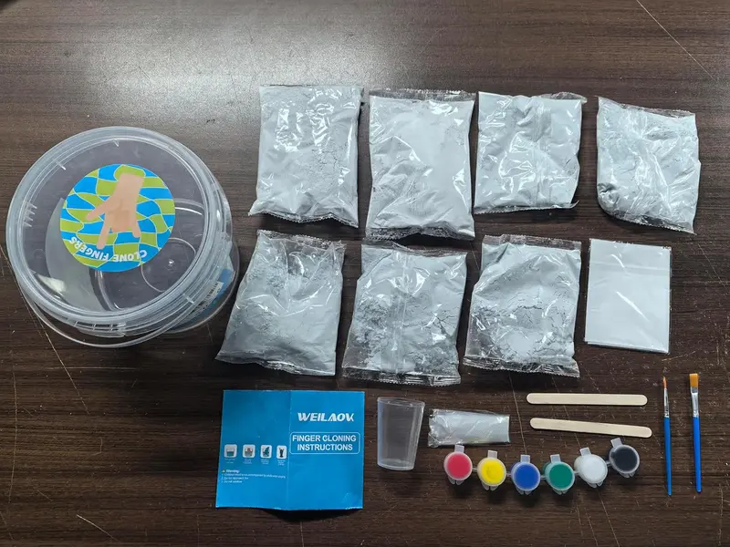 Hand Mold Casting Kit, Hand Moulding Kit Couple, Hand Casting Kit, Baby Hand and Foot Casting Kit, Joint Gifts for Couples Family Baby with Paint Brush 1